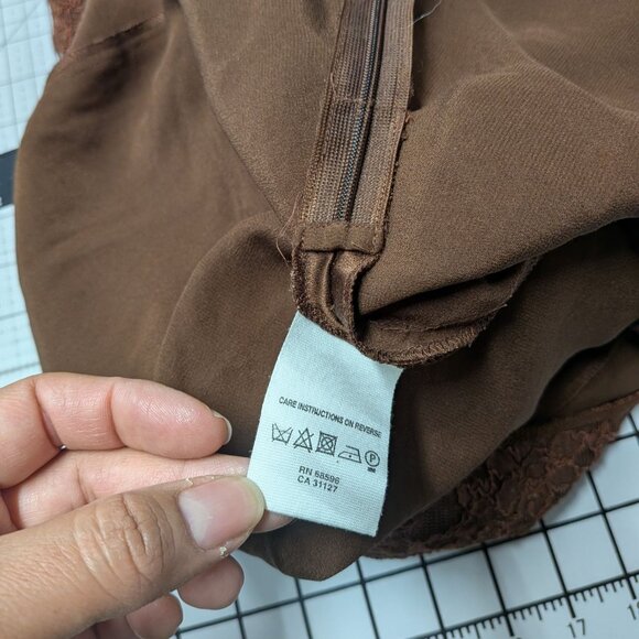 Vintage DKNY Midi Skirt Women Size 8 Floral Lace Asymmetrical Whimsigoth Fairy - Picture 9 of 10